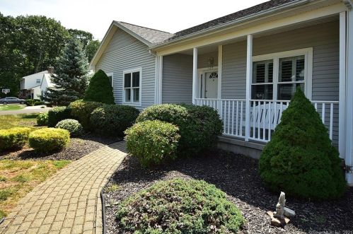 129 Nicholson St, Hartford, CT 06111 exterior