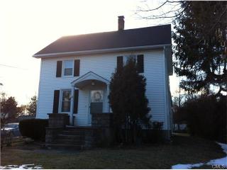 52 Golden Hill Rd, Danbury, CT 06811 exterior