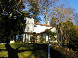 80 Devonshire Rd, Newton, MA 02468 exterior