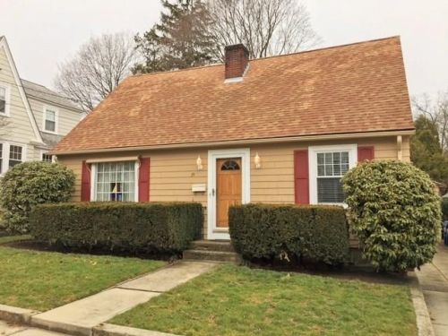 19 Mayfair Rd, Warwick, RI 02888 exterior