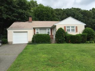 12 Clearbrook Rd, Danbury, CT 06811 exterior