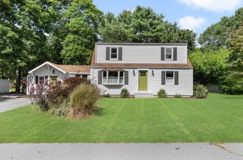 17 Kenson Dr, Warwick, RI 02818 exterior