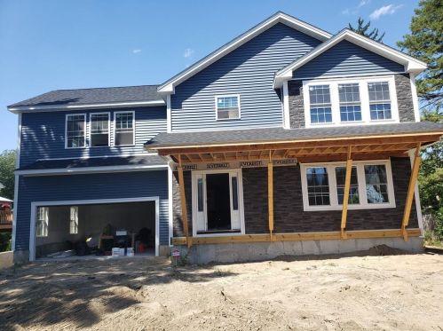 6 Monte Carmele St, North Providence, RI 02904 exterior