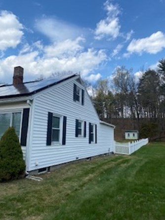 1352 Park St, Palmer, MA 01069 exterior