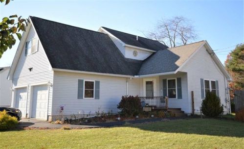 5 Lighthouse Way, Seabrook, NH 03874 exterior