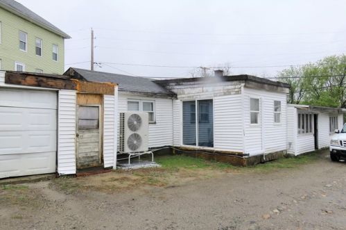 331 High St, Woonsocket, RI 02895 exterior