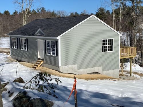 1061 Broad Cove Rd, Hopkinton, NH 03229 exterior
