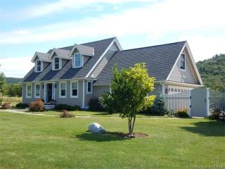 46 Hooperfields Dr, West Woods, CT 06069 exterior