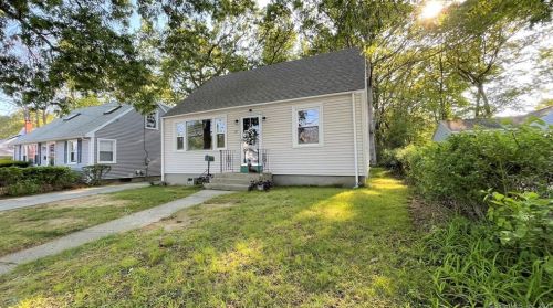 167 Brandegee Ave, Groton, CT 06340 exterior