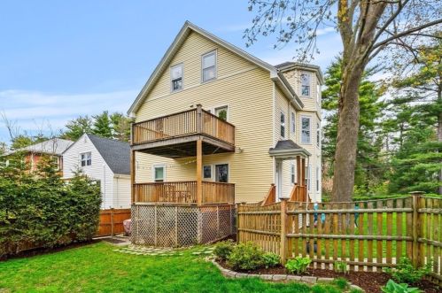 89 Walk Hill St, Boston, MA 02130 exterior