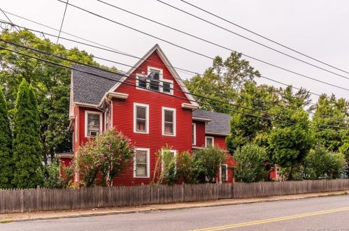 152 Derby Ave, Derby, CT 06418 exterior