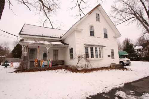 32-42 Hillside Rd, Orono, ME 04473 exterior