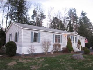 4 Timberline Dr, Tilton, NH 03276 exterior