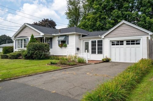 308 Skeele St, Chicopee, MA 01013 exterior