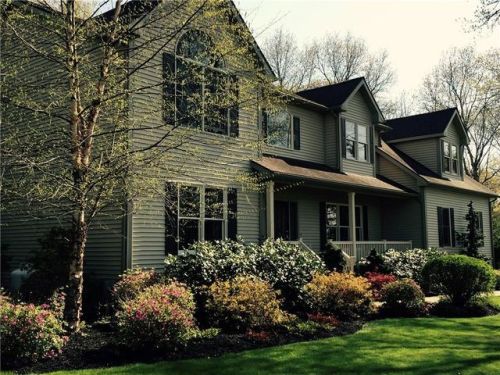 11 Fairside Dr, Richmond, RI 02812 exterior