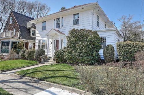 310 Elmgrove Ave, Providence, RI 02906 exterior