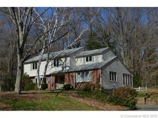 240 Beacon Hill Dr, Cheshire, CT 06410 exterior