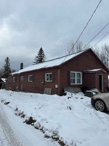 112 Old Village Rd, Northumberland, NH 03582 exterior