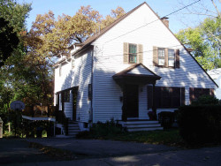 289 Cypress St, Newton, MA 02459 exterior