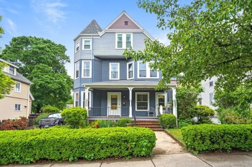 214 Grove St, Melrose, MA 02176 exterior