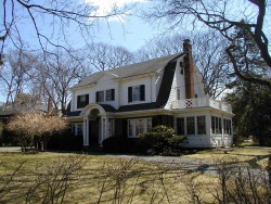 44 Barnstable Rd, Newton, MA 02465 exterior