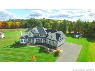 15 Lise Cir, Suffield, CT 06078 exterior