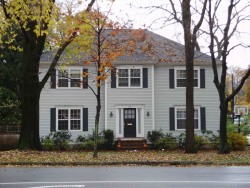 658 Commonwealth Ave, Newton, MA 02459 exterior