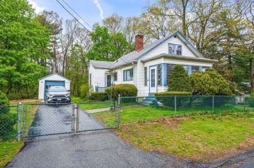 48 7Th St, Stoughton, MA 02072 exterior