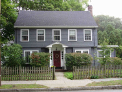 736 Chestnut St, Newton, MA 02468 exterior