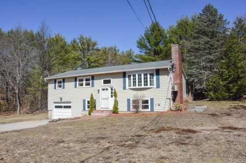 36 Pine Crest Dr, Goffstown, NH 03045 exterior