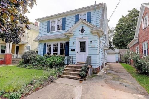 160 Modena Ave, Providence, RI 02908 exterior