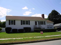 256 River St, Newton, MA 02465 exterior