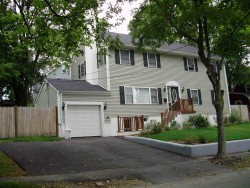 115 Fordham Rd, Newton, MA 02465 exterior