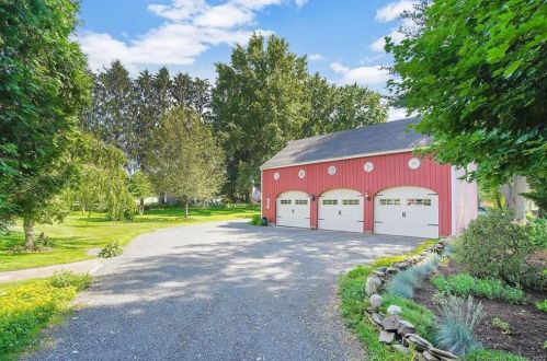 7 Deming St, Wapping, CT 06074 exterior