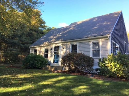 19 Speedwell Ln, Plymouth, MA 02360 exterior