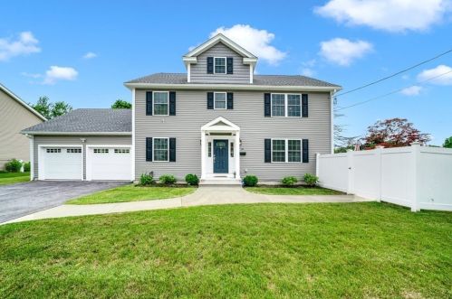 26 Lanesboro Rd, Worcester, MA 01606 exterior