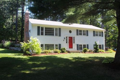 6 Sawmill Dr, Graniteville, MA 01886 exterior