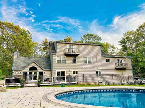 265 Tolend Rd, Dover, NH 03820 exterior
