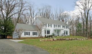 133 Indian Cave Rd, Ridgefield, CT 06877 exterior