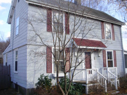 10 Pillion Ct, Newton, MA 02460 exterior