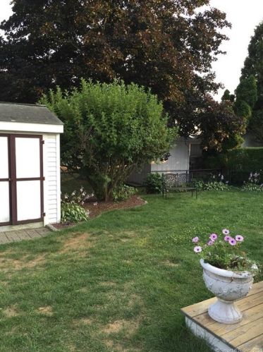 28 Whitecap Rd, Niantic, CT 06357 exterior