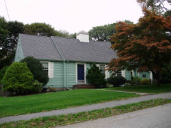 17 Puritan Rd, Newton, MA 02461 exterior