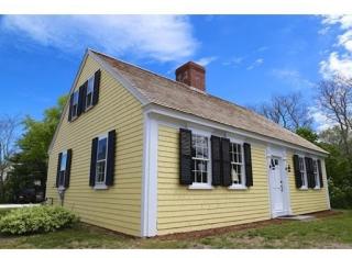 484 Main St, Dennis, MA 02638 exterior