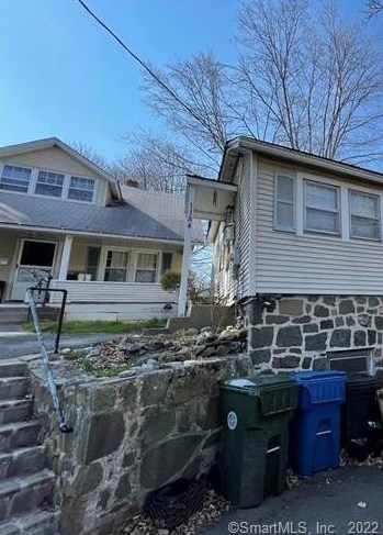 1188 Worthington Rdg, Kensington, CT 06037 exterior