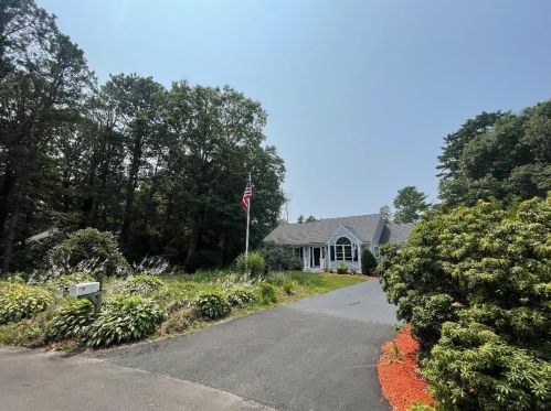 26 Watson Dr, New Seabury, MA 02649 exterior