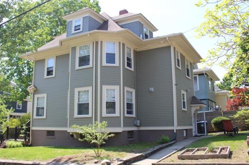 24 Firglade Ave, Providence, RI 02906 exterior