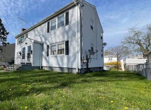 1014 Wayne St, Bridgeport, CT 06606 exterior