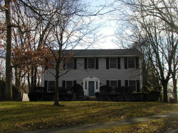 26 Varick Hill Rd, Newton, MA 02468 exterior