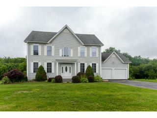 1 Bluebird Ln, Cranston, RI 02921 exterior