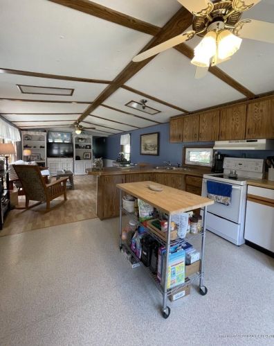 53 Ryefield Dr, Old-Orchard-Beach, ME 04064 exterior